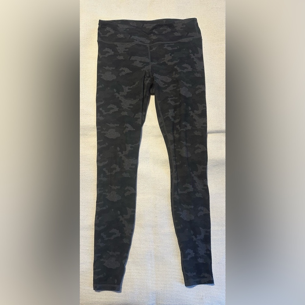 Fabletics Camo PowerHold leggings extra small